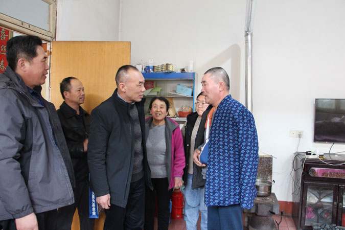 青岛市开展第二十四批见义勇为表彰 第二十一批见义勇为救助活动(图3) 青岛市开展第二十四批见义勇为表彰 第二十一批见义勇为救助活动(图3)