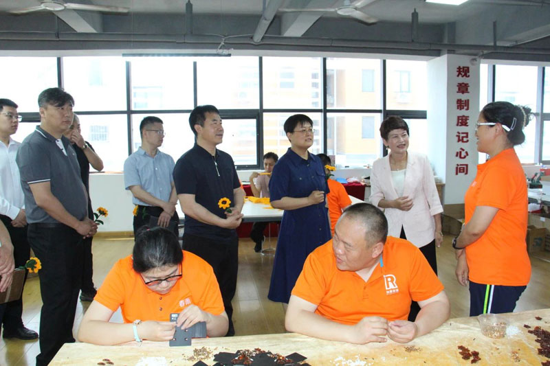 市北区见义勇为协会开展“勇者同行 点亮未来” 主题慰问活动(图8)